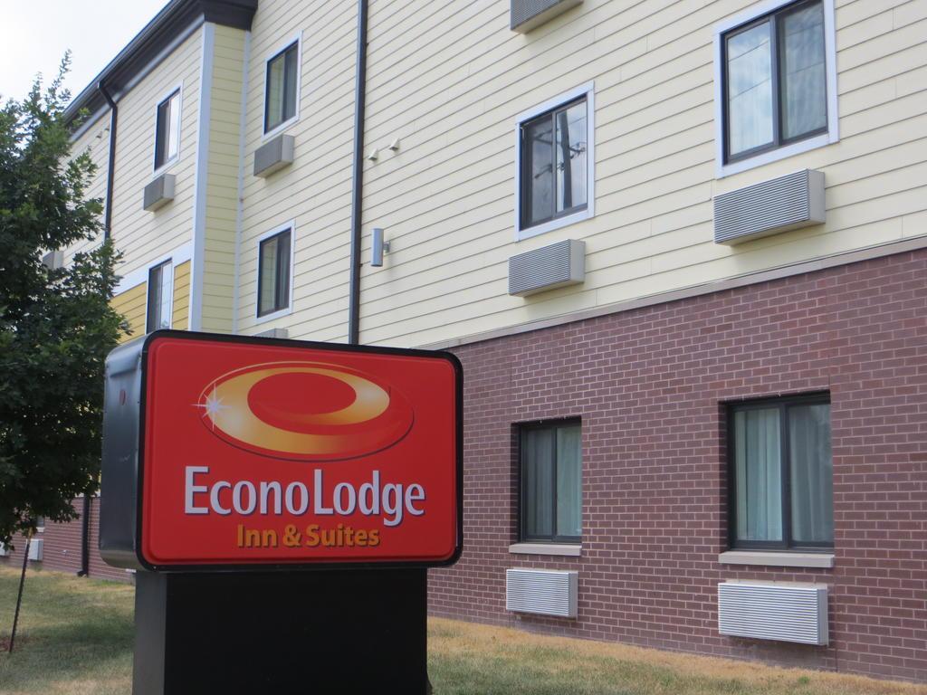 Econo Lodge Inn & Suites Fairgrounds Des Moine Exteriör bild