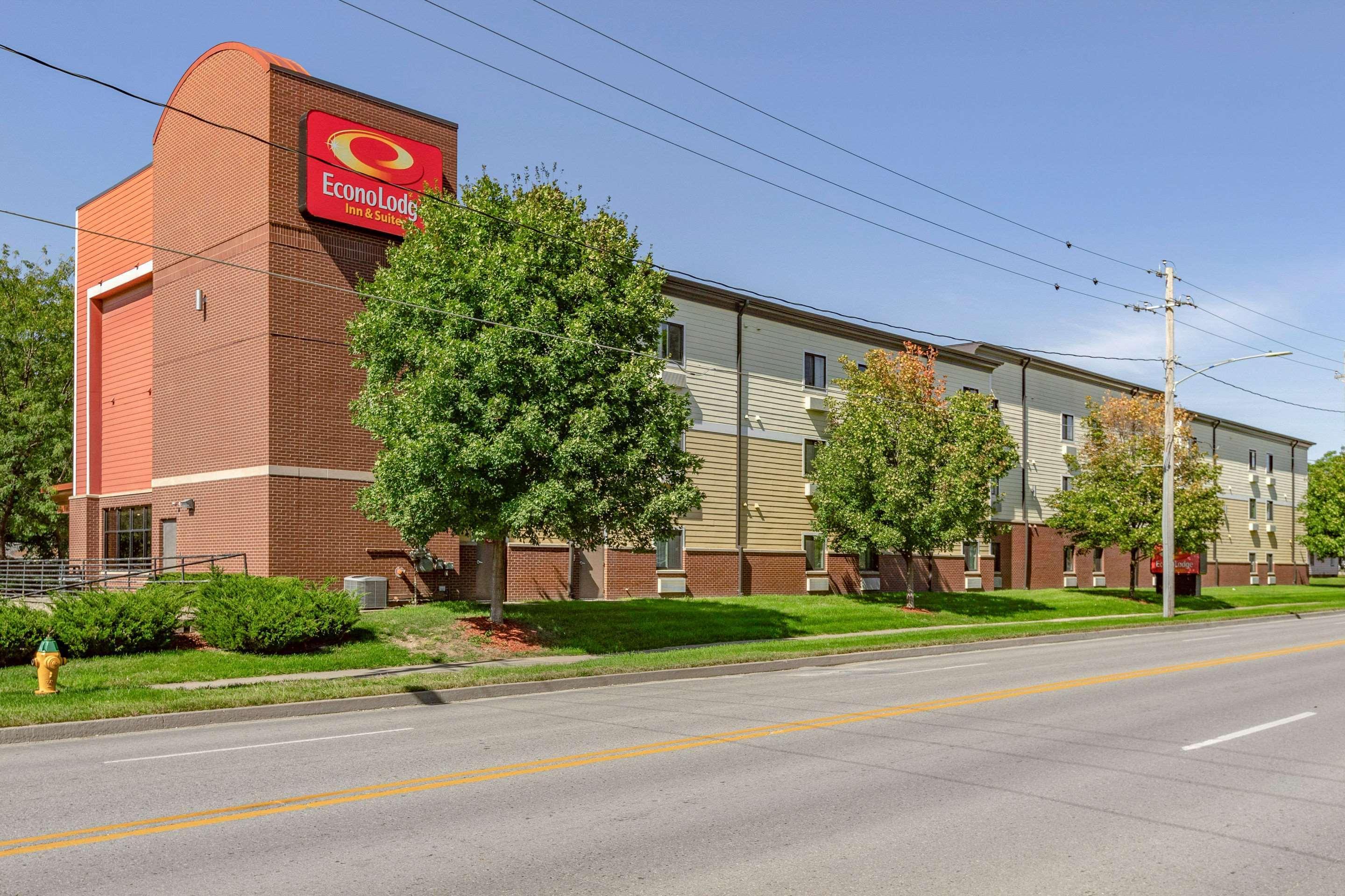 Econo Lodge Inn & Suites Fairgrounds Des Moine Exteriör bild