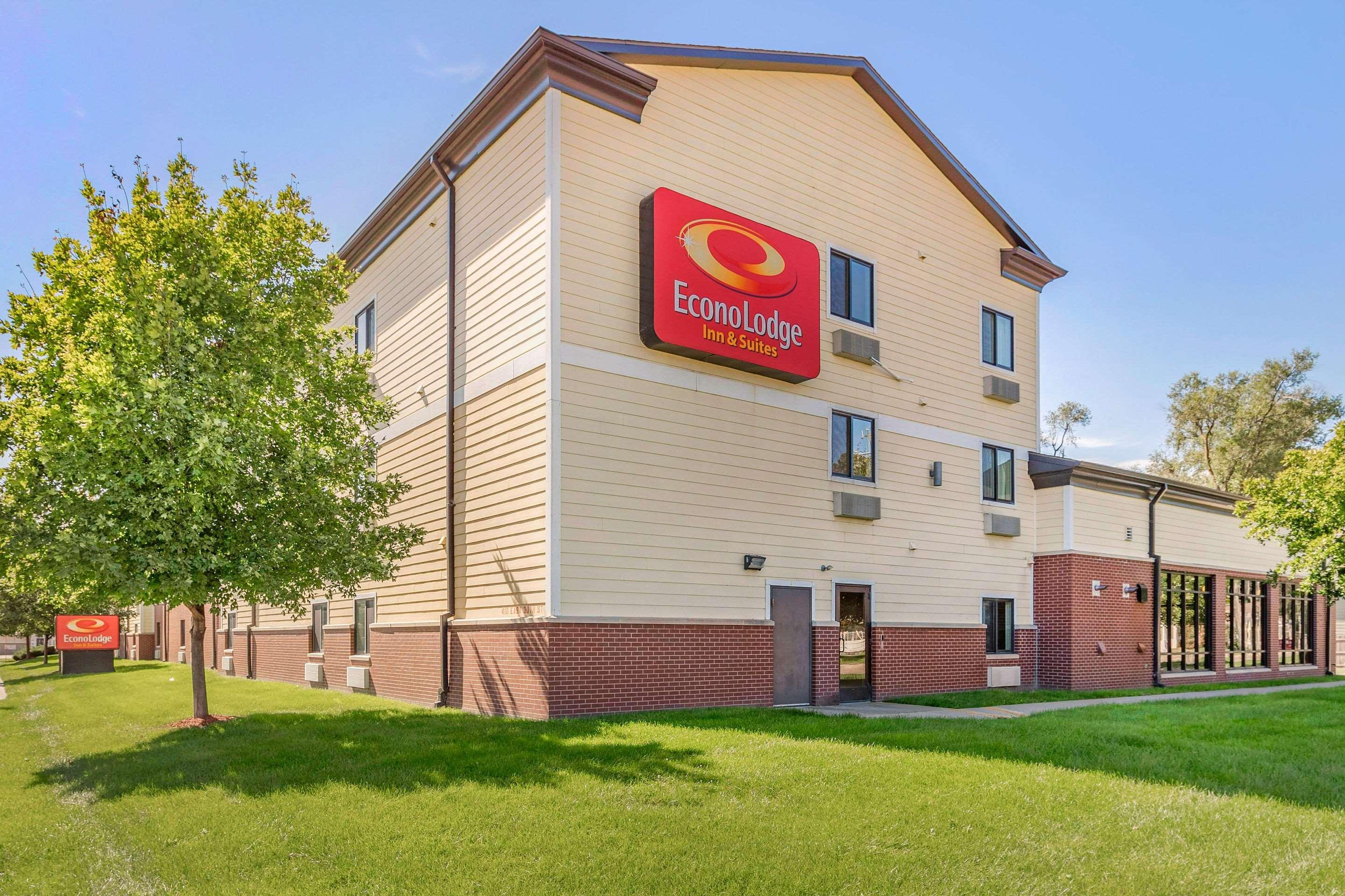 Econo Lodge Inn & Suites Fairgrounds Des Moine Exteriör bild