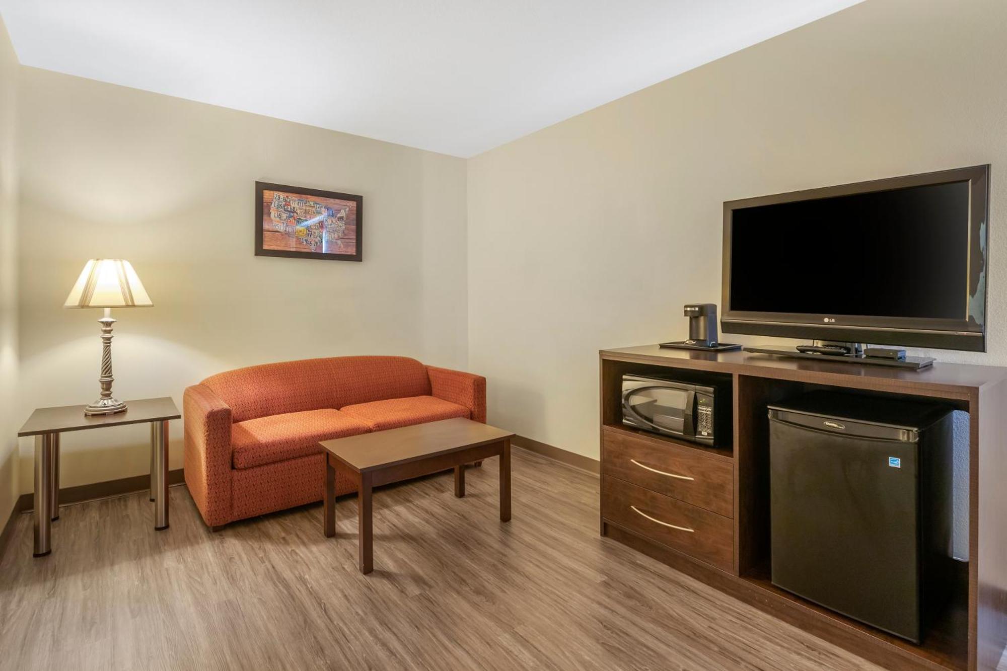 Econo Lodge Inn & Suites Fairgrounds Des Moine Exteriör bild